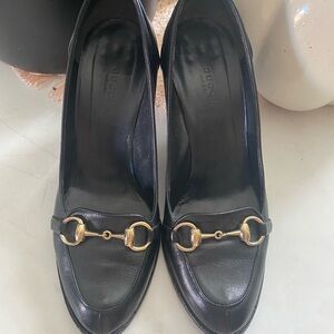 GUCCI HEELS PUMPS Black Leather Classic Gold Horsebit detail (offers welcome 🎊🎉